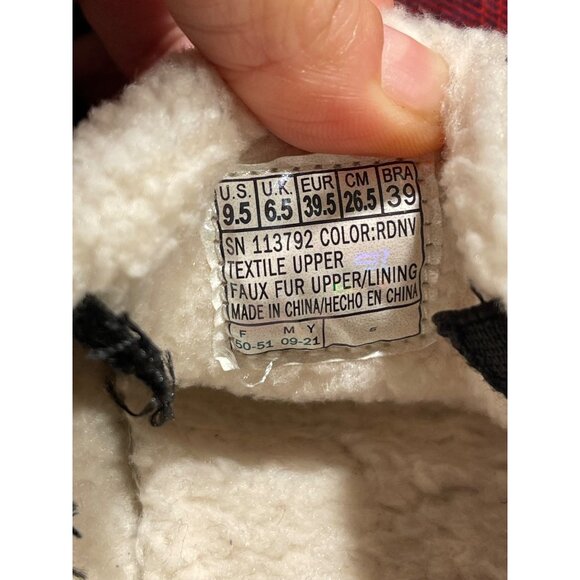 Skechers BOBS Womens Memory Foam Slip-On Shoes Red Plaid Faux Fur Lined Size 9.5 - Picture 3 of 7